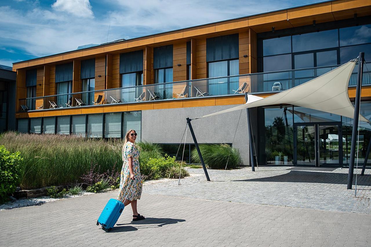 Hotel Bonifacio Spa&Sport Resort Sochocin Kültér fotó
